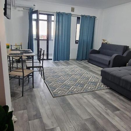 Studio Miru Agigea Kültér fotó